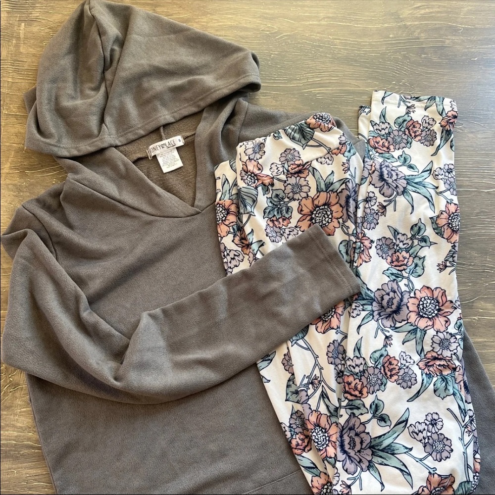 Piphany Leggings & Soft Hoodie Lounge Set Small